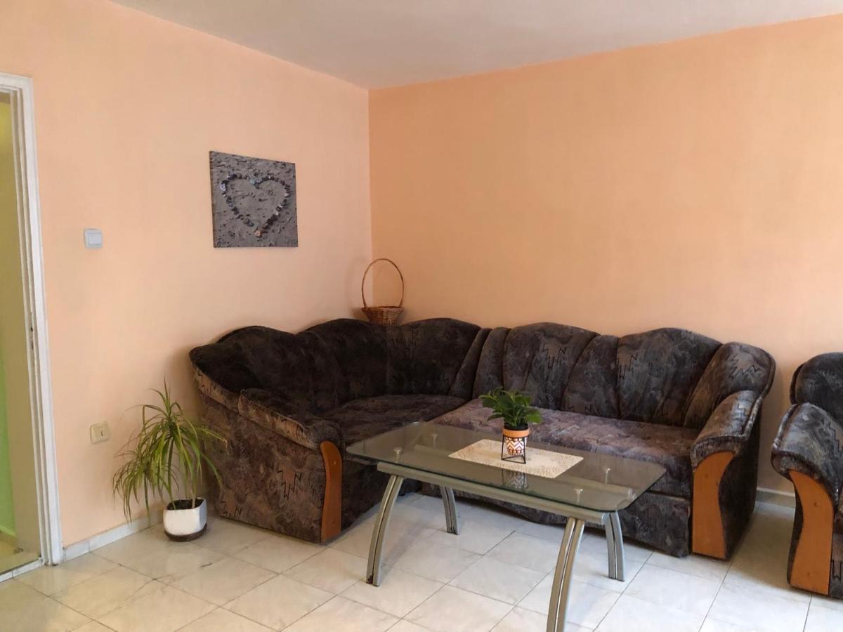 Spacious Beautiful Apartment - Prime Location Varna Luaran gambar
